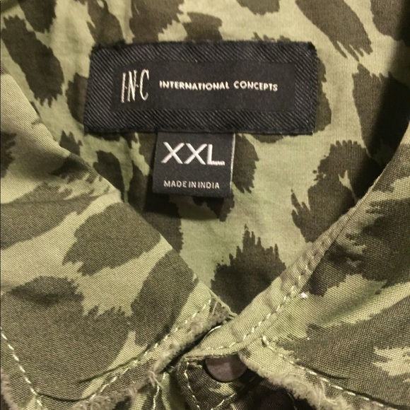 Green INC button up shirt XXL - Picture 2 of 3